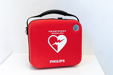 AED（自動体外式除細動器）